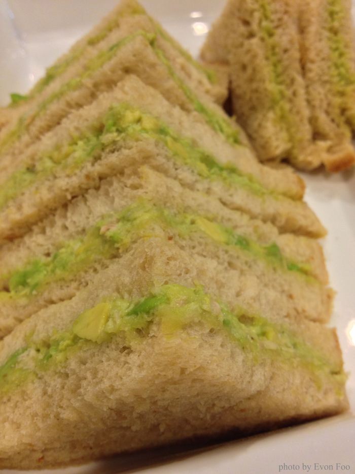 more home-made bread with tuna and avocado from mum
