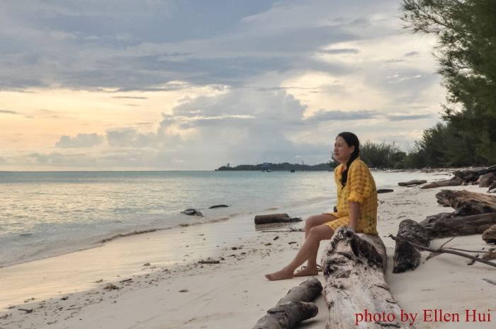 listening to the waves, enjoying the cool sea breeze and just sitting still....