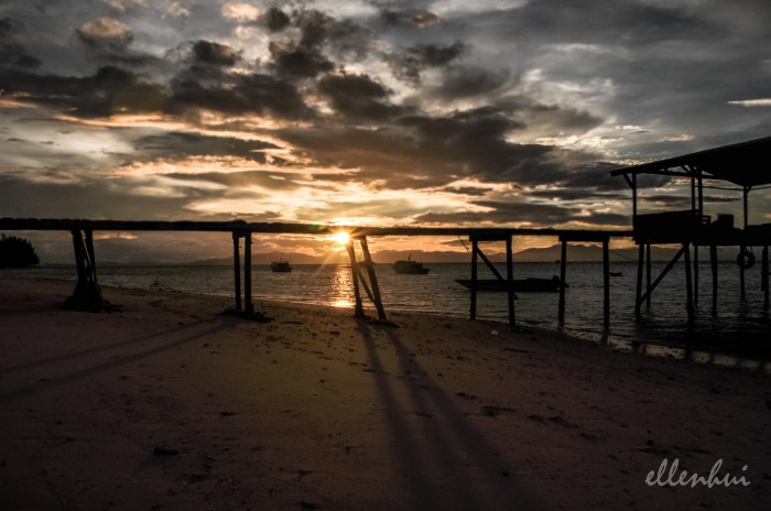 it was well worth the effort in getting up at 5am and made our way in the dark with a dive torch to get to the other end of the island where the village is 