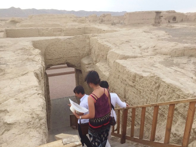 going down to the king's residence