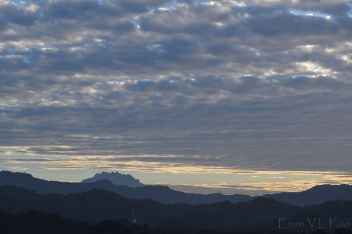 mt kinabalu in morning 652am